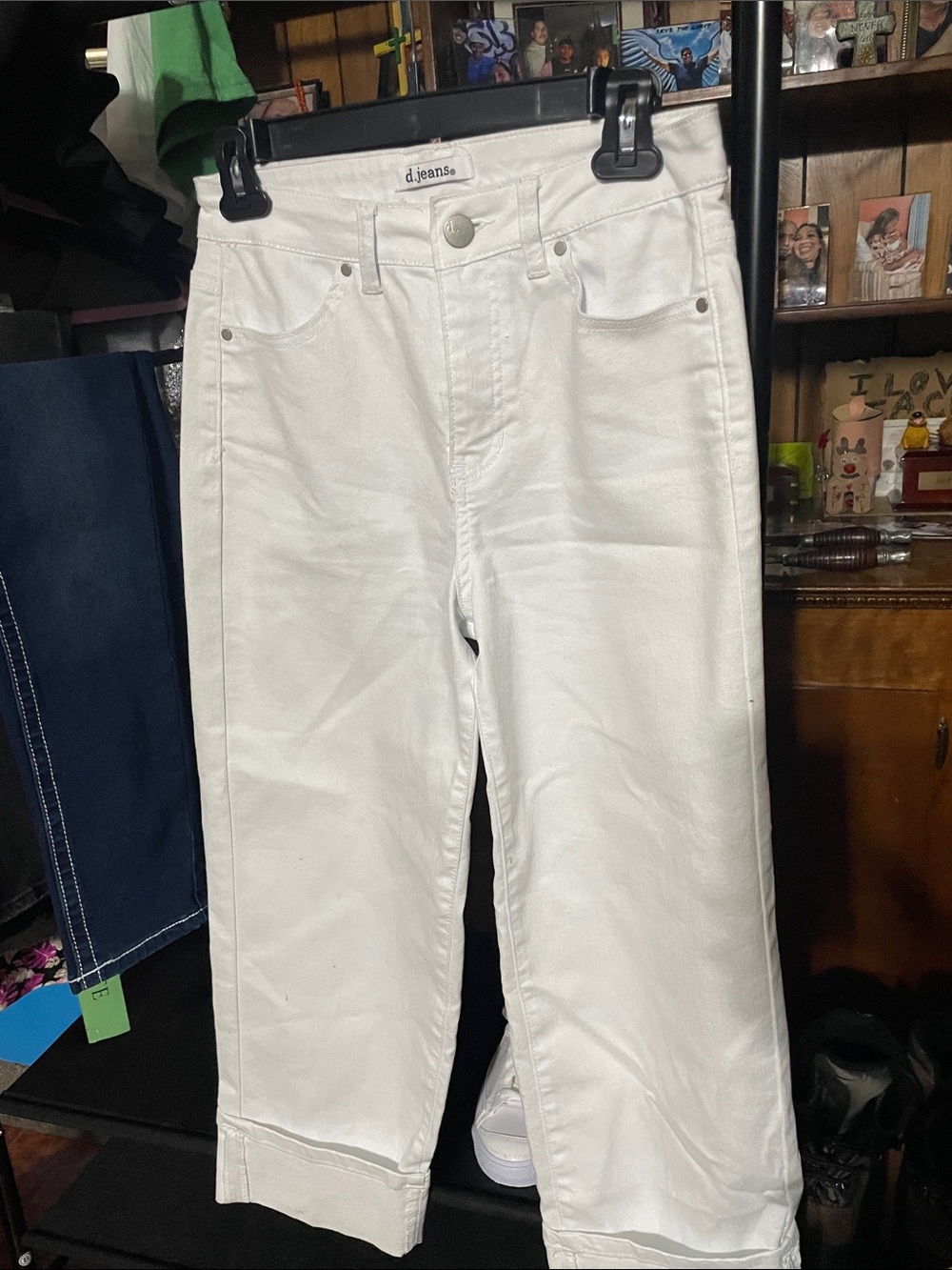 d. jeans White Cropped High-Rise Straight Jeans